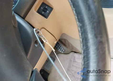 1999 Mazda Mx-5 Miata z USA, uszkodzony, nr VIN JM1NB3531X0102390